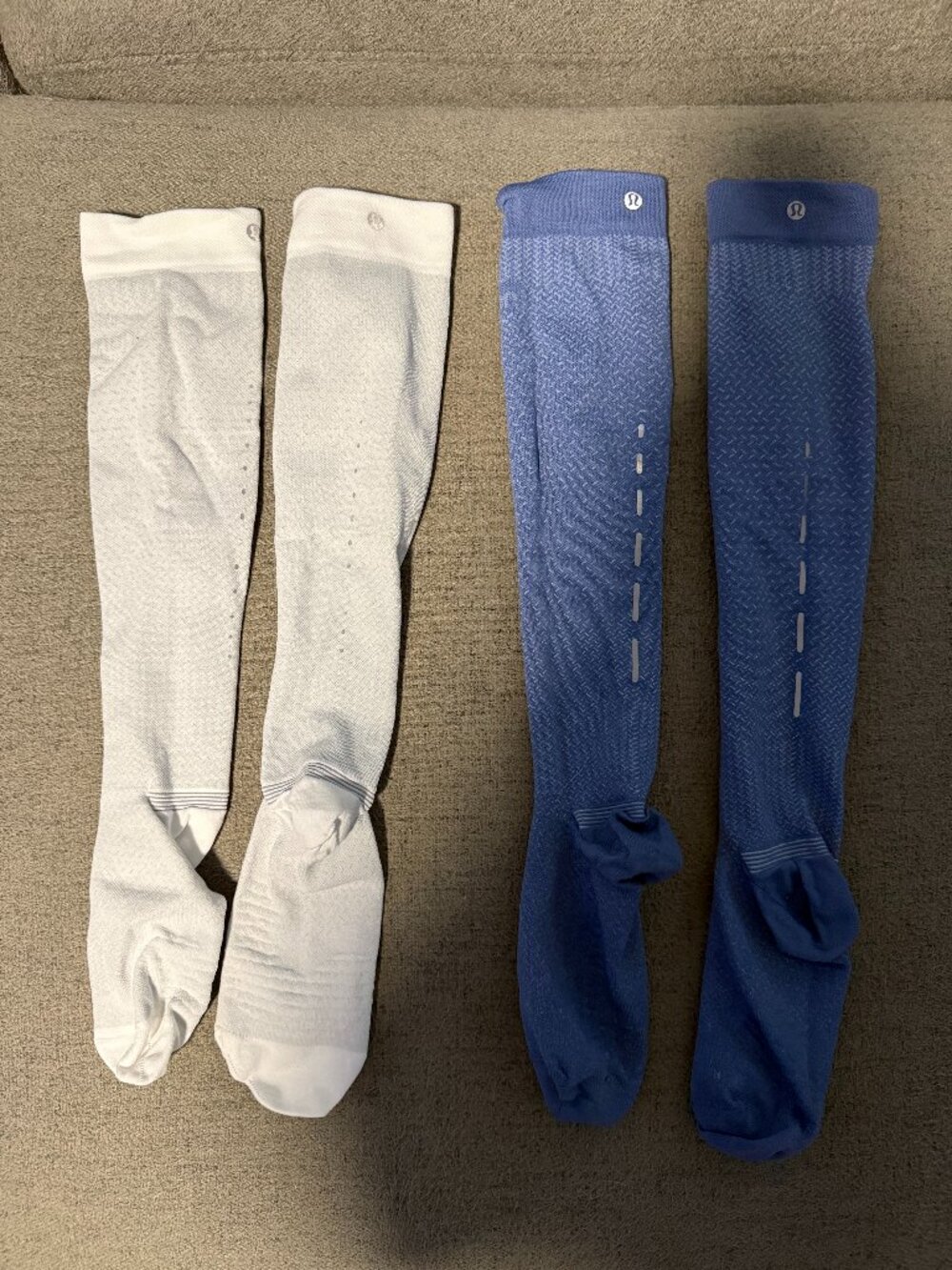SET OF 2: Lululemon MicroPillow Compression Knee-High Running Socks SZ Large - Picture 2 of 12